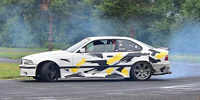 Nocny pościg w Biłgoraju: 23-latek driftował...