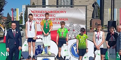 Znicz Biłgoraj na podium w Stalowej Woli. Nasi zawodnicy z laurami