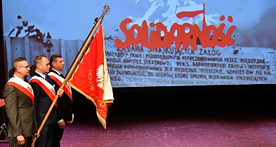 Biłgoraj uroczyście świętował dziś 45 lat „Solidarności" (FOTO)-58175