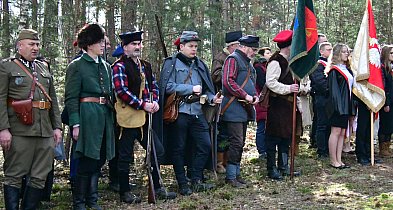 Śladami bohaterów 1863 roku. Relacja z V Rajdu Powstańczego Naklik - Łazory (FOTO)