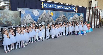20 lat z Janem Pawłem II. Wielkie święto szkoły w Tereszpolu