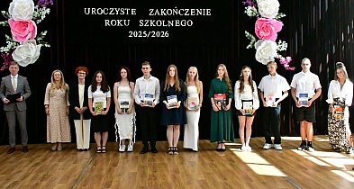 Uroczysty apel w ZSZiO Biłgoraj. Czas na bezpieczne wakacje! (FOTO)