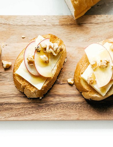 Grzanki z jesiennymi dodatkami – rozgrzewające, kremowe i pełne smaku-58635