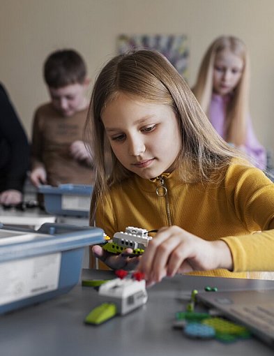 Szkoły w gminie Frampol zyskają sprzęt do e-nauki i pracownię AI