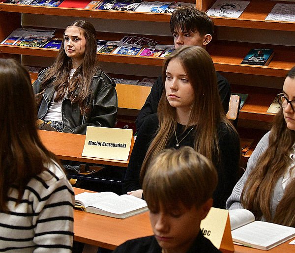 Powiatowy Konkurs Pięknego Czytania (FOTO, WYNIKI)-58701
