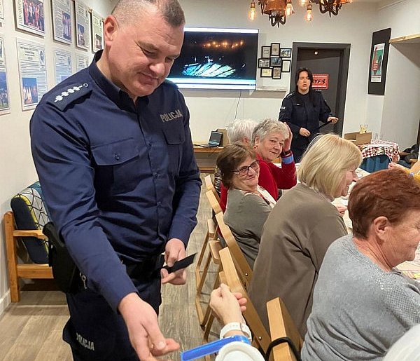 Rozmawiali o bezpieczeństwie w ruchu drogowym-59590