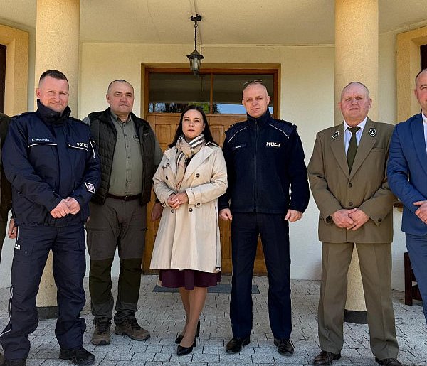 Wspólna akcja Nadleśnictwa, Policji i gmin