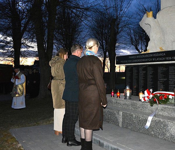 Mieszkańcy Różańca uczcili ofiary hitlerowskiej zbrodni