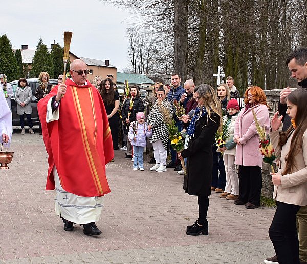 Palmowa Niedziela w Soli. Procesja, tradycja i serce włożone w modlitwę (FOTO)