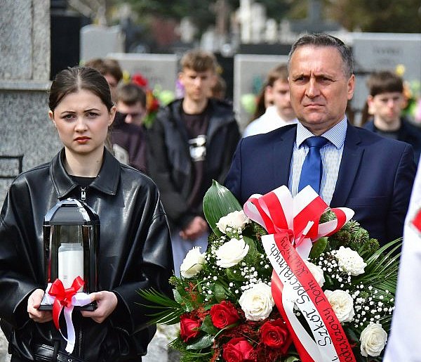 Pamięć to nasz obowiązek. Powiatowe obchody Dnia Pamięci Ofiar Zbrodni Katyńskiej