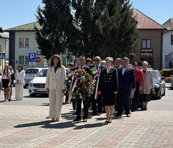 Gminne obchody 3 Maja w Goraju – pamięć, tradycja i morze barw narodowych