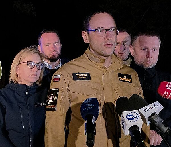 Katastrofa samolotu i walka z ogniem w gminie Łukowa. Na miejscu ministrowie
