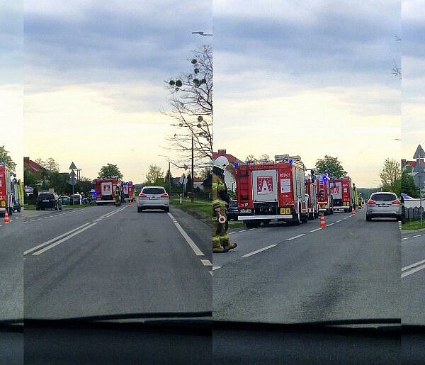 Wypadek w Aleksandrowie. Jedna osoba w szpitalu. Na miejscu służby