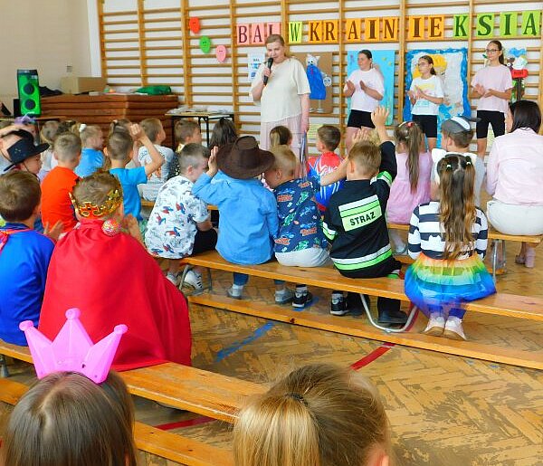 Bal w Krainie Książki. Bajkowy dzień dzieci w Aleksandrowie