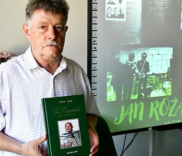 „Jan Różański - muzyk ludowy z pasją”. Spotkanie w Biłgoraju