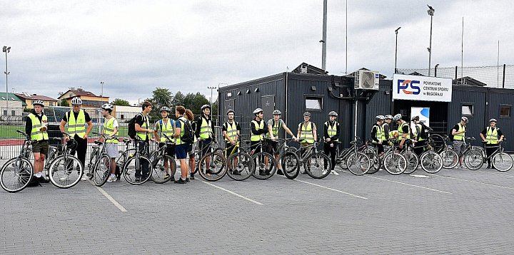 Powiat biłgorajski. Rajdem uczcili dzień turystyki FOTO-56354
