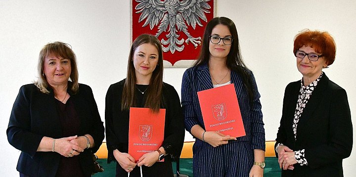 Nowe nauczycielki odebrały mianowanie (FOTO)-59773