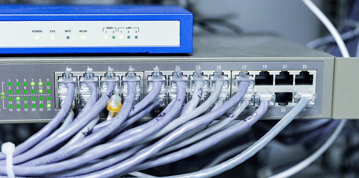 Lokalna sieć komputerowa (LAN) w szkołach