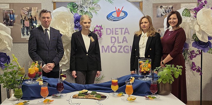 Uczennica z ZSZiO zachęca do zdrowego odżywiania