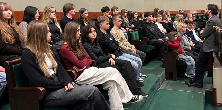 Wyjątkowa lekcja demokracji uczniów ONZ-etu