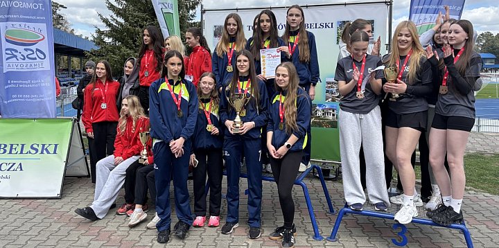 Złote lekkoatletki z I LO im. ONZ!