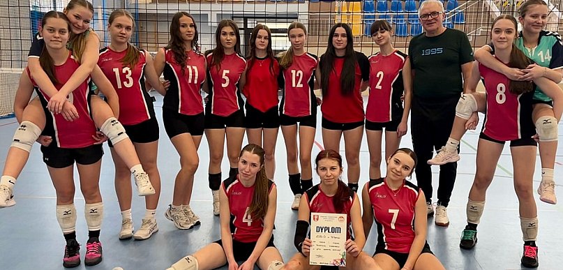 Siatkarki ZSBiO bezkonkurencyjne w powiecie