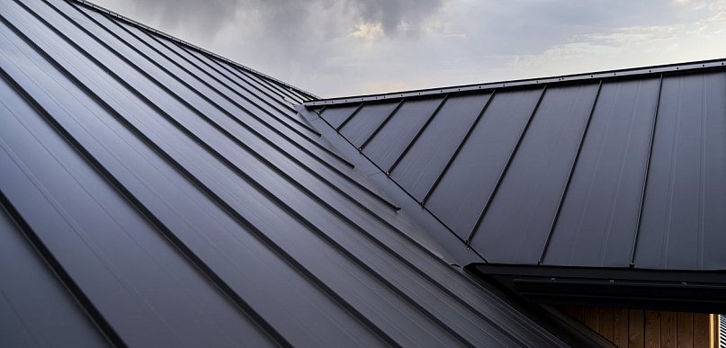 Estetyka i odporność w jednym: co wyróżnia pokrycie Gerard Corona na tle innych ro