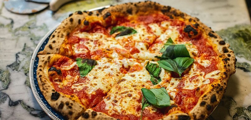 Pizza w Ełku – kulinarna podróż po smaku