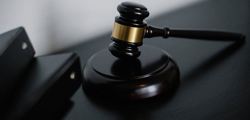 Jak wybrać odpowiedniego adwokata w Jarosławiu?