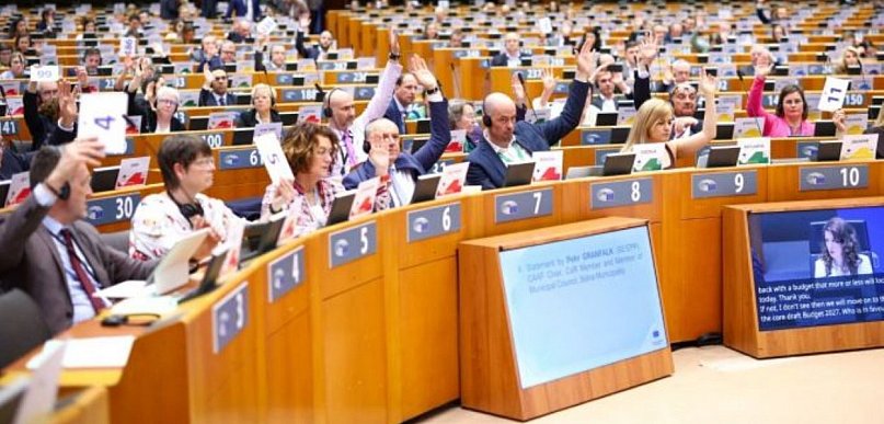 Komitet Regionów postuluje uproszczenie unijnych przepisów dot. zamówień publiczny