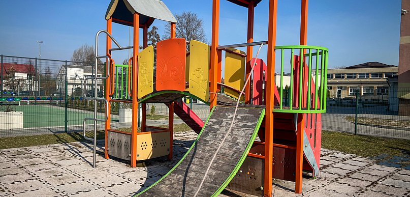 Nowoczesny plac zabaw przy SP3 w Biłgoraju. Rusza modernizacja