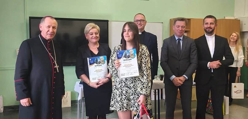 Weronika Wach z Biłgoraja laureatką I miejsca. Sukces uczennicy „Budowlanki"