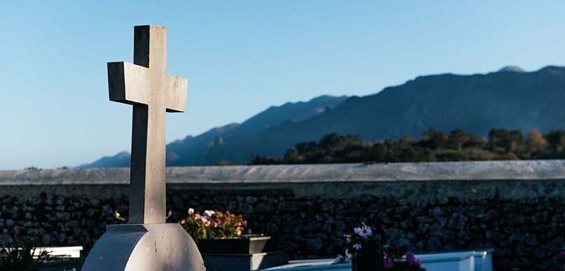 Dlaczego samodzielne sprzątanie po zgonie to zły pomysł?