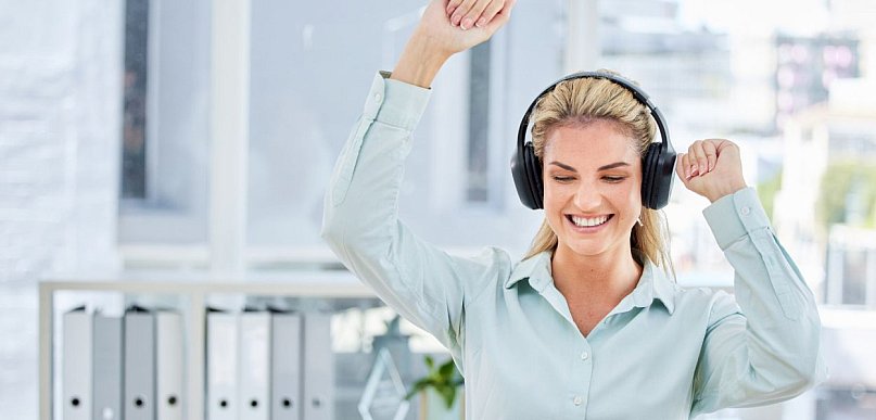 Najlepsze playlisty na YouTube, dzięki którym Twoja praca będzie bardziej efektywn