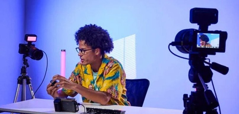 From Posting to Standing Out: Creating Better Content With Fotoforma