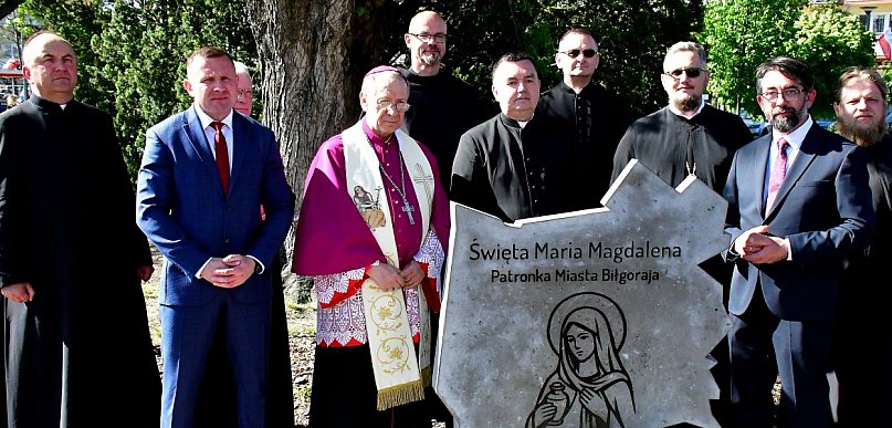 Biłgoraj ma Patronkę. Relacja z odsłonięcia tablicy pamiątkowej (FOTO)