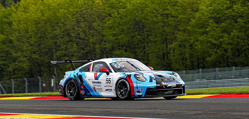 Inauguracja rund Porsche Carrera Cup nie przebiegła po myśli Karola Kręta