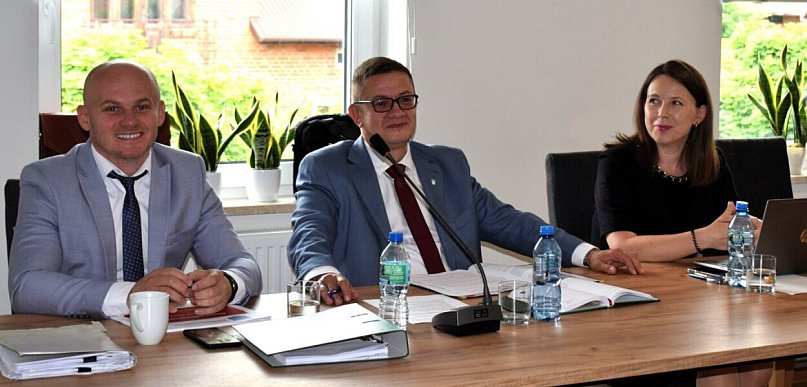 Burmistrz Frampola z absolutorium i wotum zaufania za 2025 rok