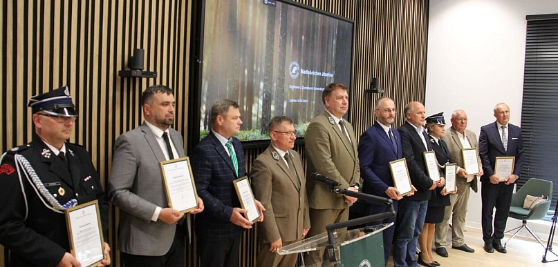 Pożar w Puszczy Solskiej - Lasy Państwowe podziękowały za akcję gaśniczą