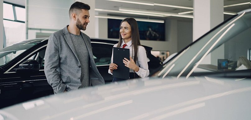 Na co można liczyć kupując auto w autoryzowanym salonie?