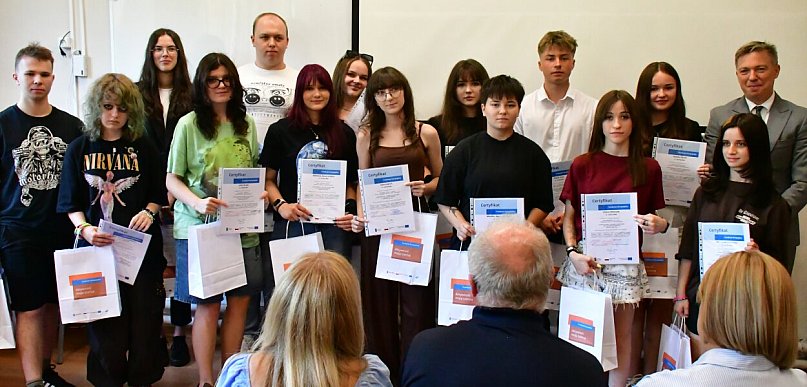 Sukces projektu Erasmus+ w ZSZiO Biłgoraj. Uczniowie z certyfikatami