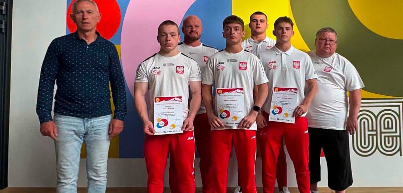 Adam Lipiński leci na Mistrzostwa Świata U17 w podnoszeniu ciężarów