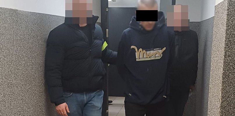 Uszkodził pojazdy i próbował zaatakować policjantów