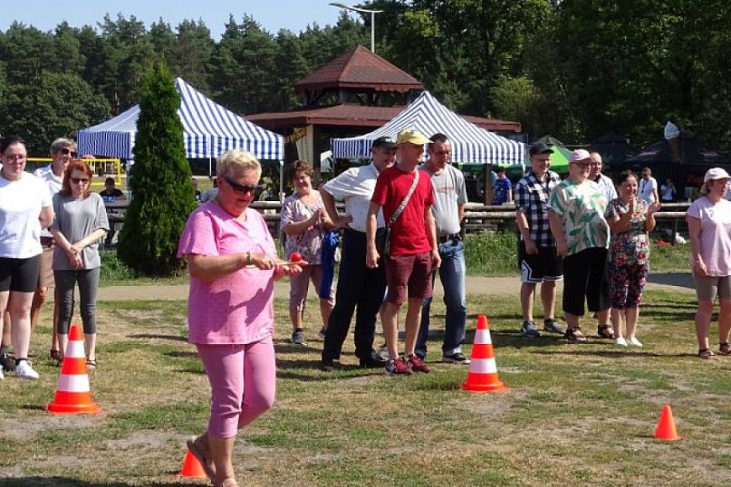 Aktywnie, zdrowo, kolorowo - spotkanie integracyjne nad Zalewem Bojary