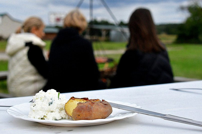 Ziemniaki, grill i integracja. Udane spotkanie rodzinne w Luchowie Dolnym