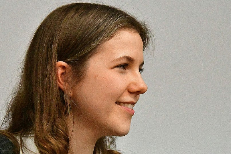 Aktorka uczyła czytać publicznie Pismo Święte