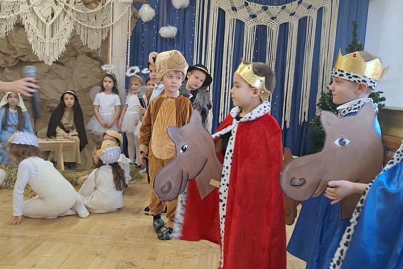 Grupa Liski oczarowała jasełkami w Przedszkolu Nr 2