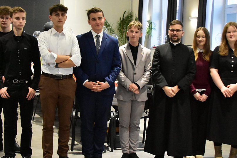 Młodzi sercem u Boga. Diecezjalne spotkanie opłatkowe KSM w Biszczy