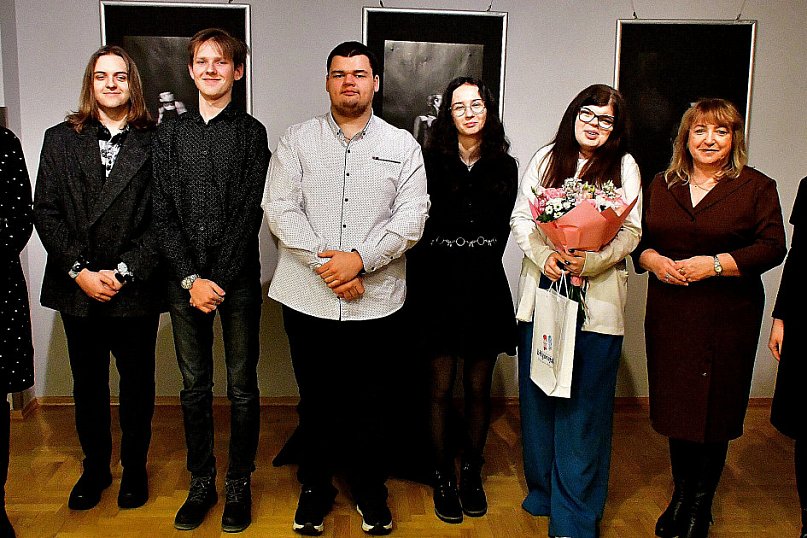 Męska depresja bez filtra. Przejmujący wernisaż Amelii Antolak w Biłgoraju