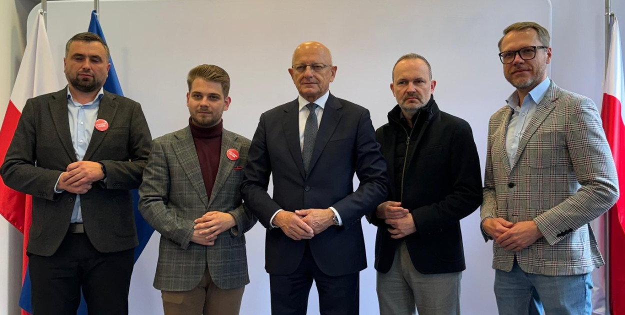 Samorządowcy za Trzaskowski. Konferencja